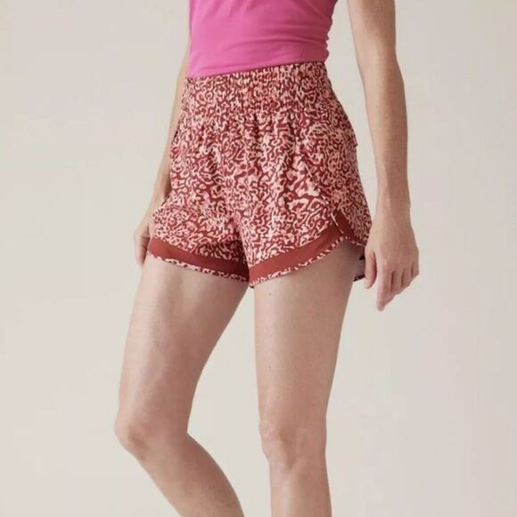 🐢 Athleta Mesh Racer Run High Rise 3" Short Size XS NWOT - Picture 1 of 14